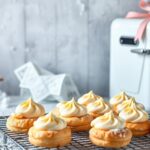 Is it OK to freeze cream puffs?